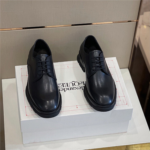 A*EXANDER M*QUEEN Leather Boots