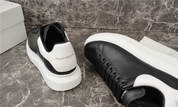 ALEXANDER MCQUEEN Sneakers Top Version