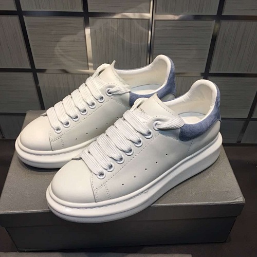 $180 ALEXANDER MCQUEEN