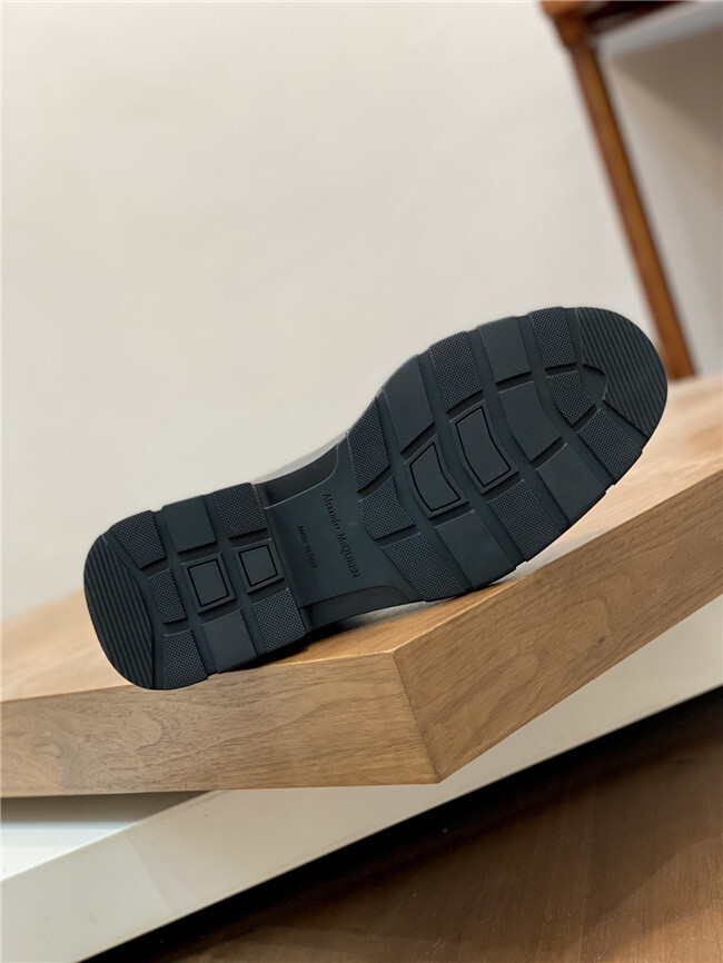 A*EXANDER M*QUEEN Leather Boots