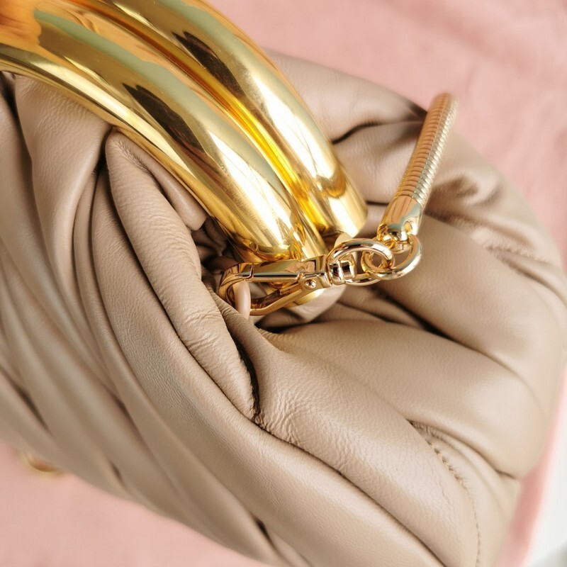 miu miu Miu miu 5BK011 MivMivBelle Matelasse bagF36F