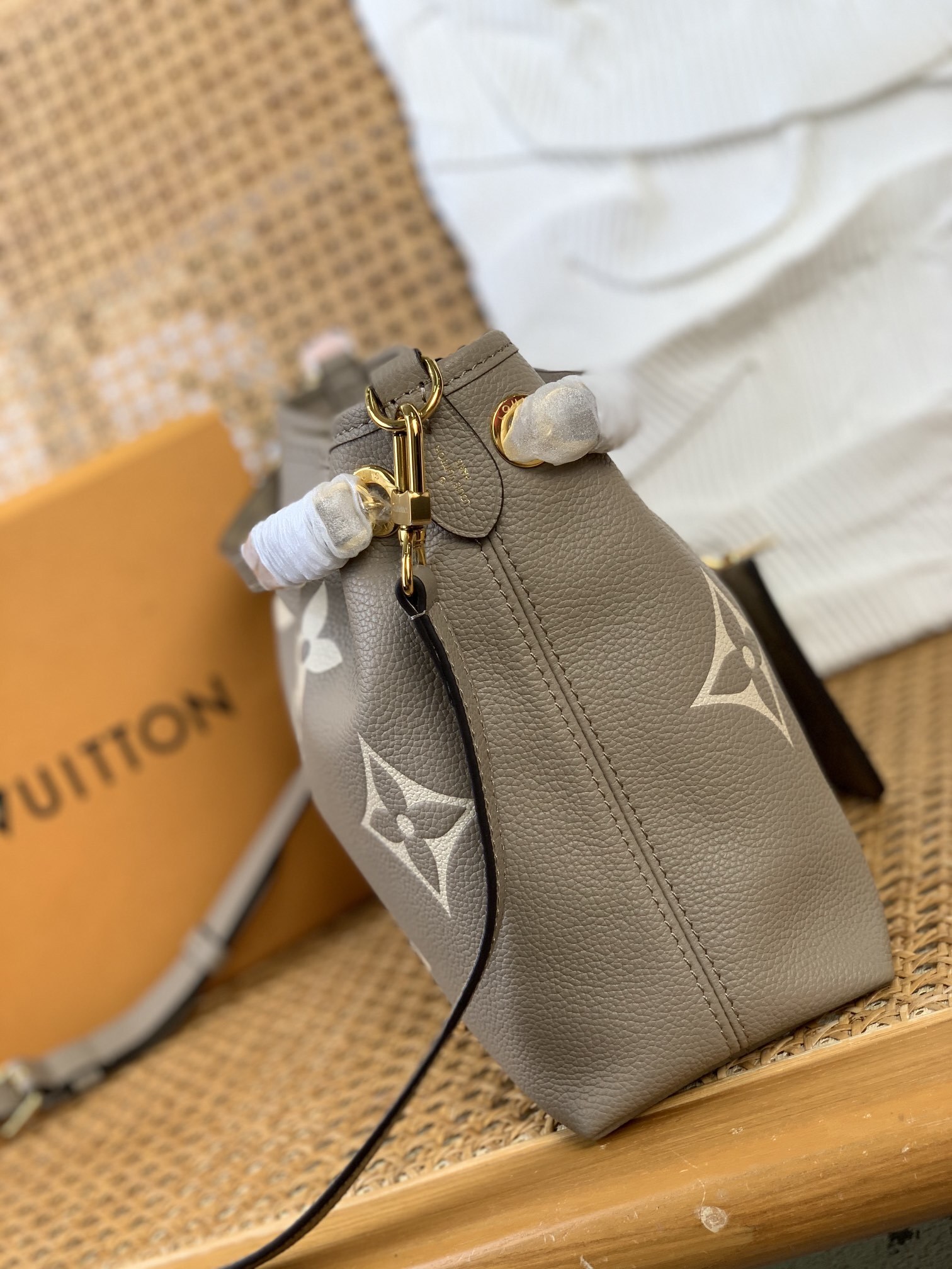 LV-Handbags M11187 Grey(08AB)