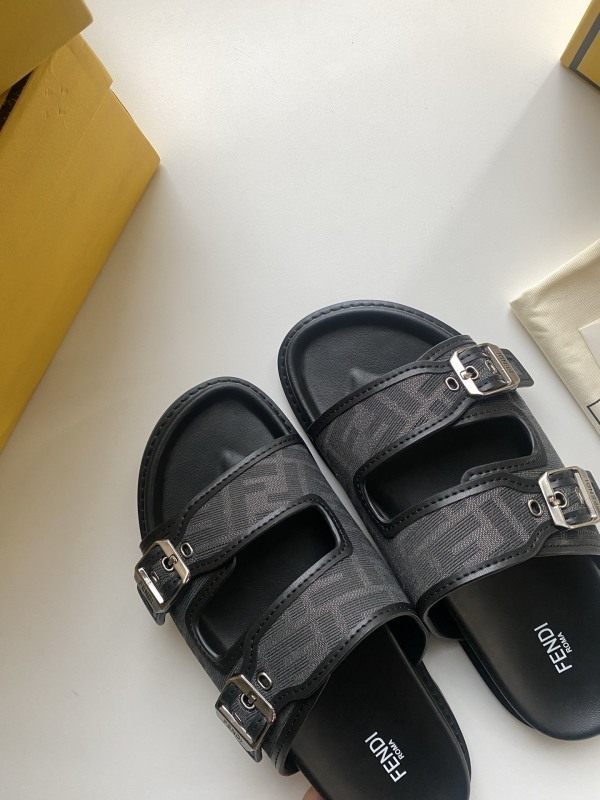 FENDI Men shoes -FENDI 01512A3D