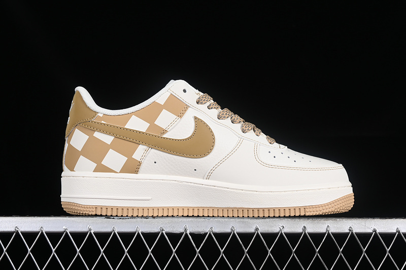air force 1 320 GZ5688 099 AIR FORCE 1 07 LOW OFF WHITE GOLD WOMAN 36 39 MAN 40 45 DF17
