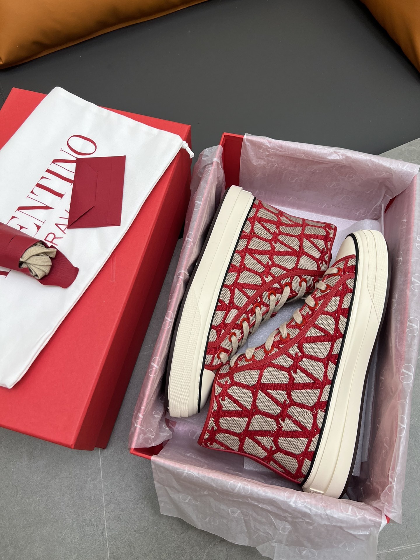 valentino shoes /sneakers-300