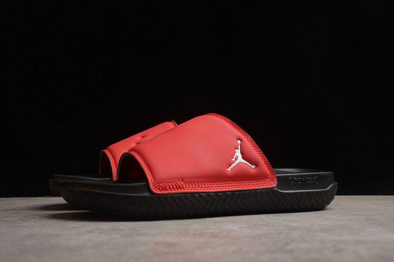 Sandal 【200】[DC9835-601]-[JORDAN PLAY SLIDE UNIVERSITY RED∕WHITE∕GYM RED∕BLACK ]-[MAN︰4