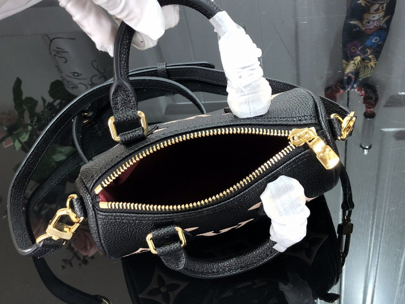 purses LV NANO SPEEDY M8145610B3