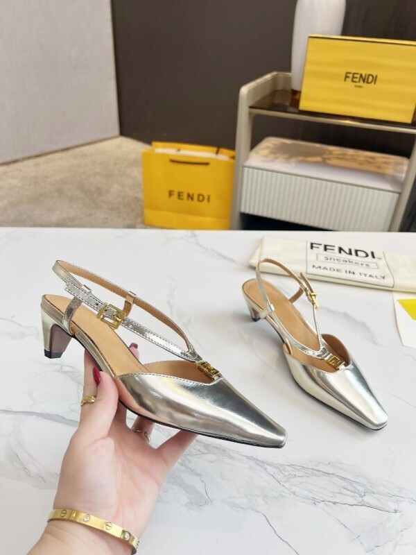 FENDI Women shoes -FENDI 00086A61