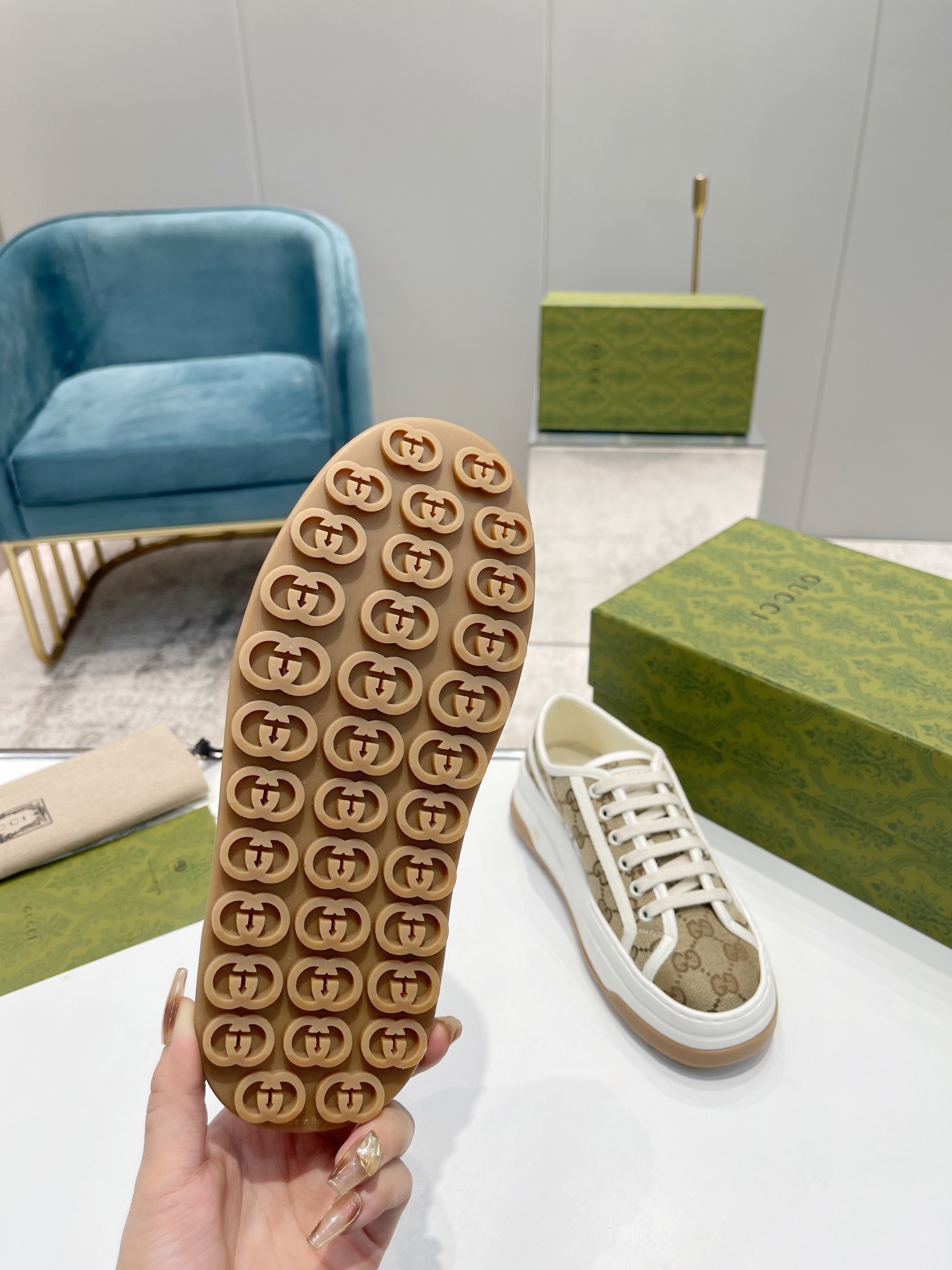 gucci shoes/sneakers-725