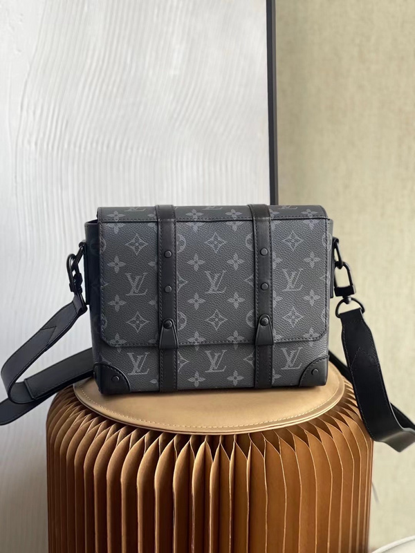 shoulder bag lv men bag shoulder bag for men TRUNK17CA