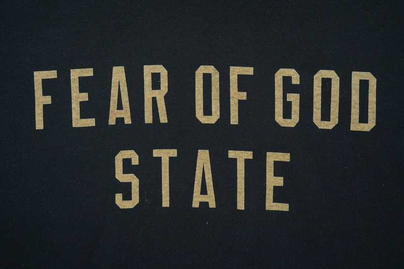 FEAR OF GOD ￥158 ESS 24FW(A556)