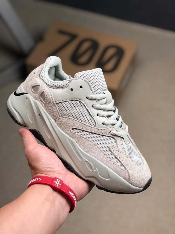 yeezy 700 72 70 81 EG7487 YEEZY BOOST 700 SALT SALT SALT WOMAN 36 39 MAN 40 45 71E8