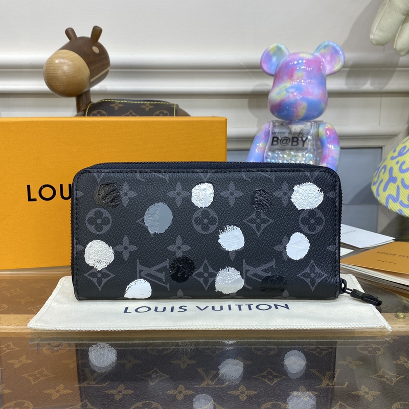 LV x YK Zippy Wallet M81933 （115usd）(D720)