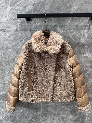 Moncler M0N﹡CLE﹡ COAT 599C