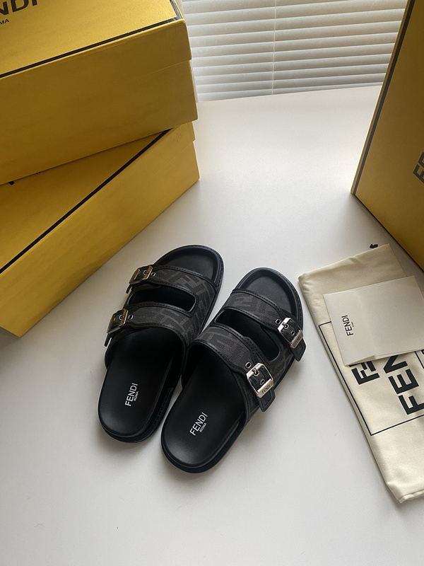 FENDI Men shoes -FENDI 01512A3D