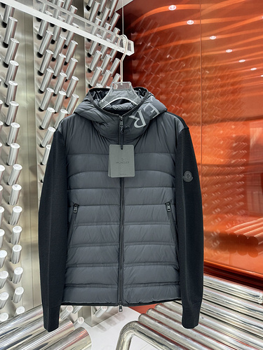 Moncler M0N﹡CLE﹡ COAT 76A4