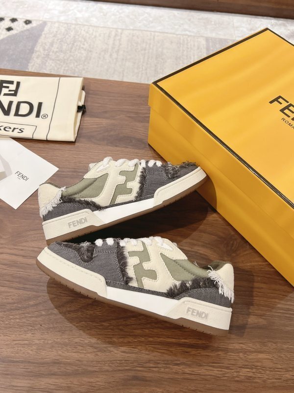 FENDI Women shoes -FENDI 01516737