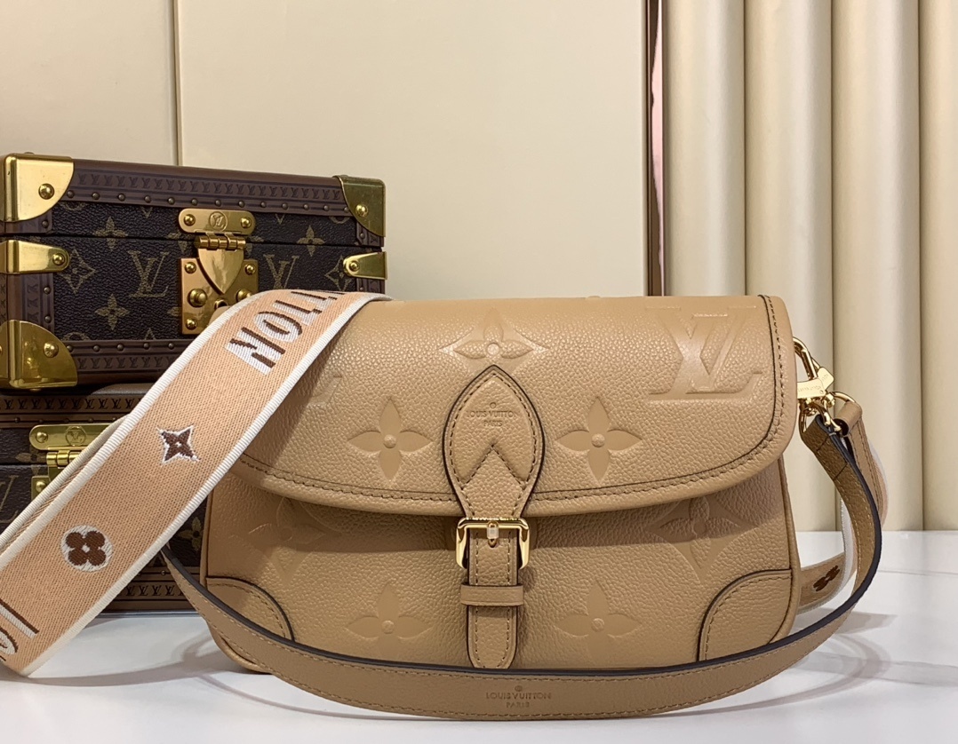 LV-Handbags m46386 46388 Apricot (embossed)(B394)