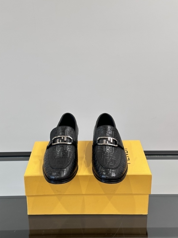 FENDI Men shoes -FENDI 00496B0B