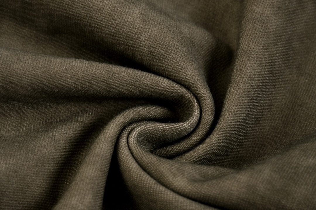 valentino tshirt/clothes-014