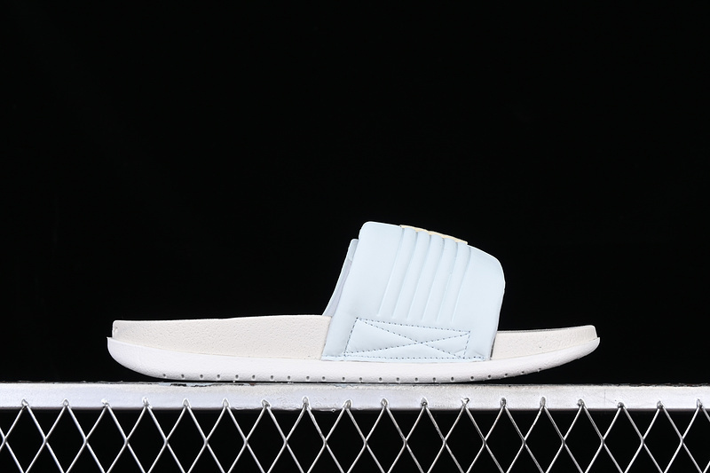 Sandal 【165】[DQ9624-003]-[OFFCOURT ADJUST SLIDE LIGHT SILVER∕TEAM GOLD∕LIGHT BONE∕SAIL]