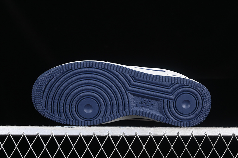 air force 1 320 ME2392 103 SUPREME AIR FORCE 1 07 LOW WHITE GREY BLUE WOMAN 36 39 MAN 40 45 F