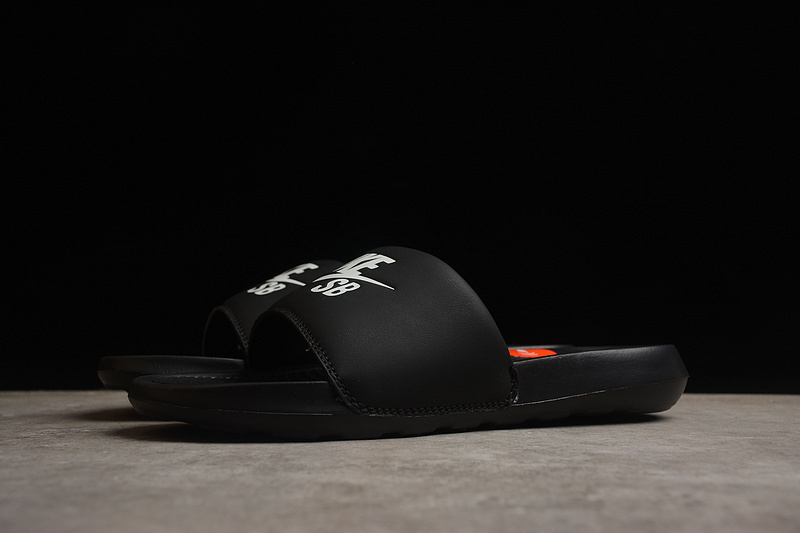 Sandal 【130】[DR2018-001]-[VICTORI ONE SLIDE SB BENASSI BLACK∕BLACK∕WHITE]-[WOMAN︰36-39]