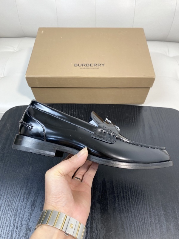 Burberry men's shoes -BURBER 00061B46