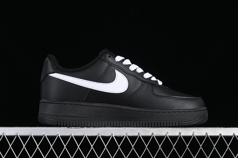 air force 1 300 CW2288 111 AIR FORCE 1 07 LOW BLACK WHITE WOMAN 36 39 MAN 40 45 C3D6