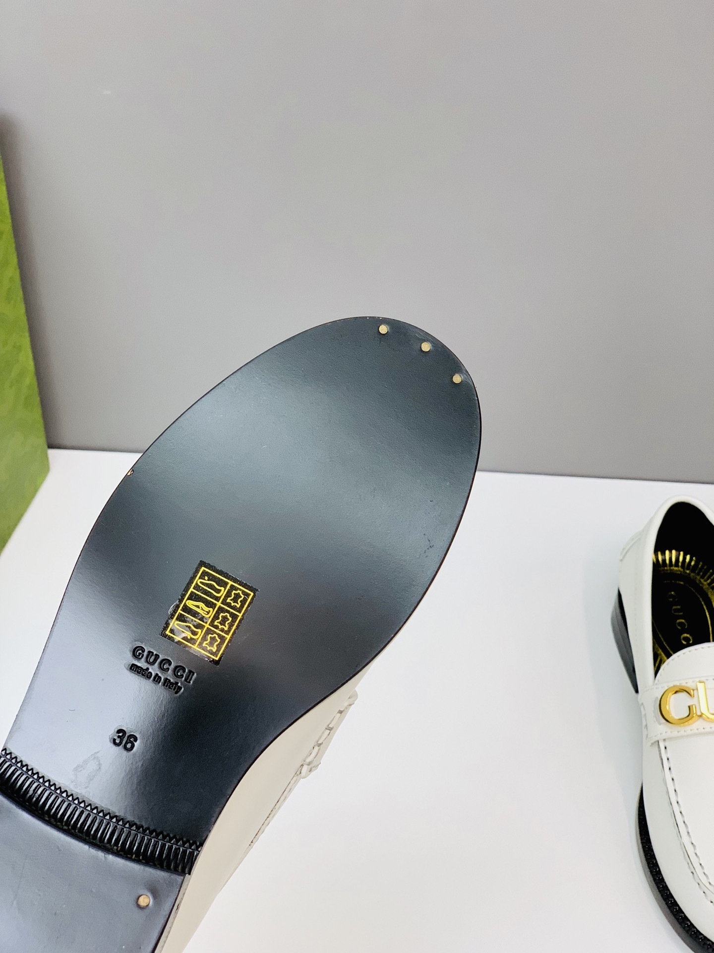 gucci shoes/sneakers-411