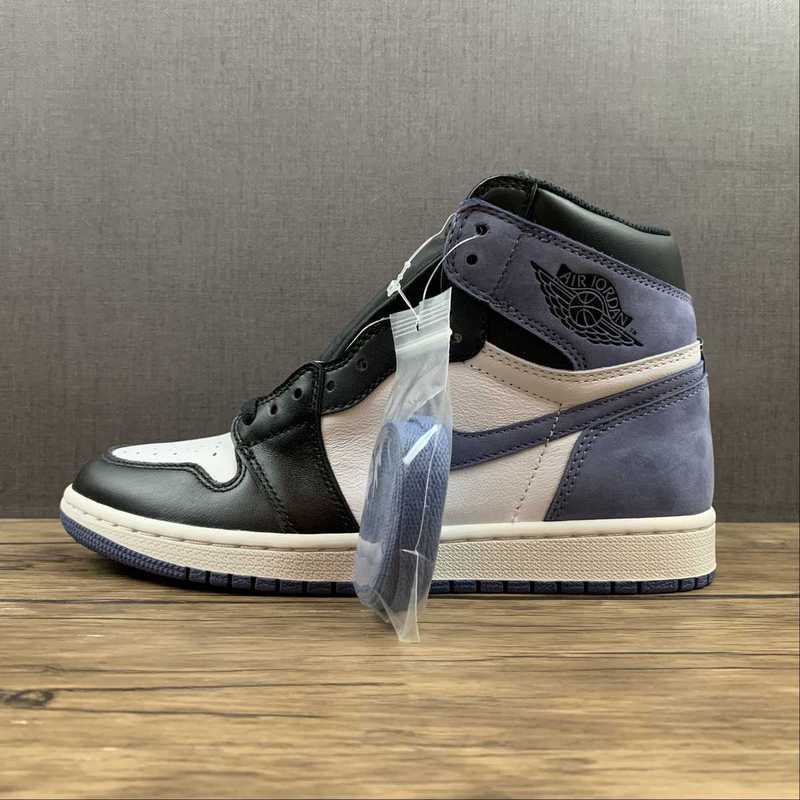 jordan 1 400 555088 115 AIR JORDAN 1 RETRO HIGH OG BLUE MOON SUMMIT WHITE BLUE MOON BLACK MAN