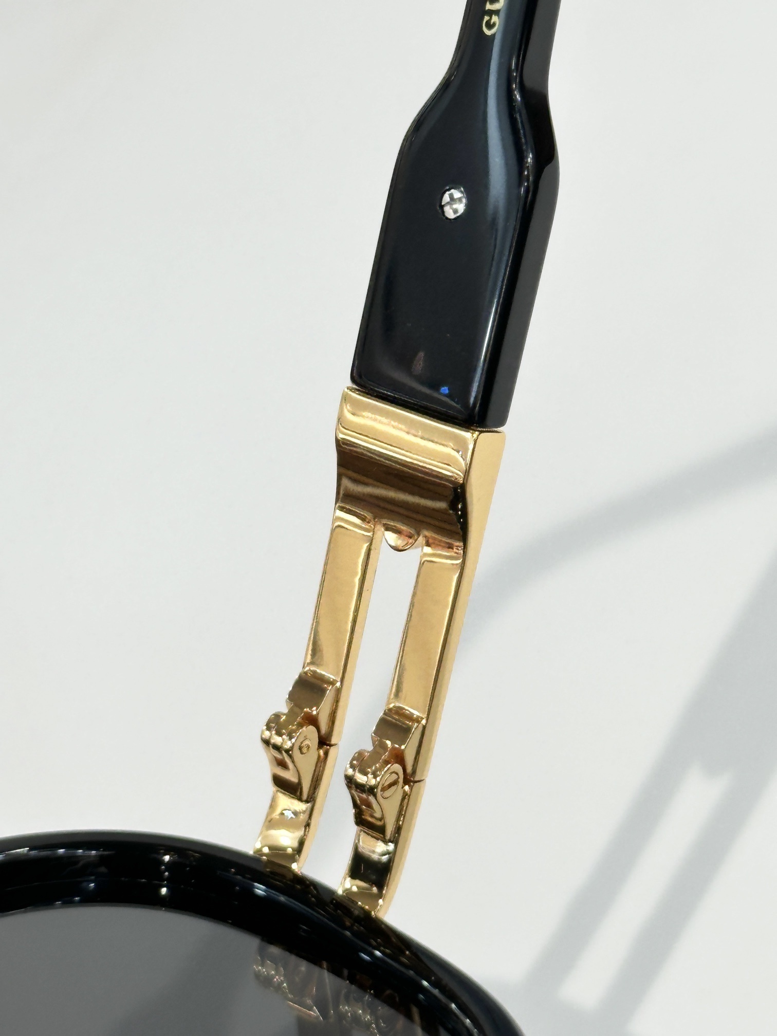 Gucci glasses -GUCCI 0037