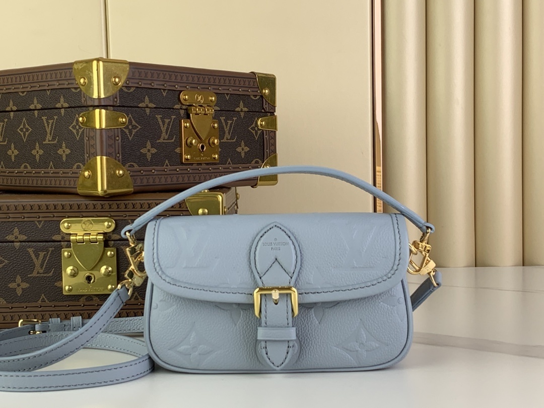 LV-Handbags M83300 83566 83592 Light blue (silk screen)(8B77)