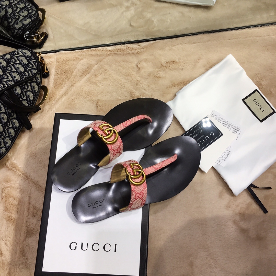 gucci shoes/sneakers-100