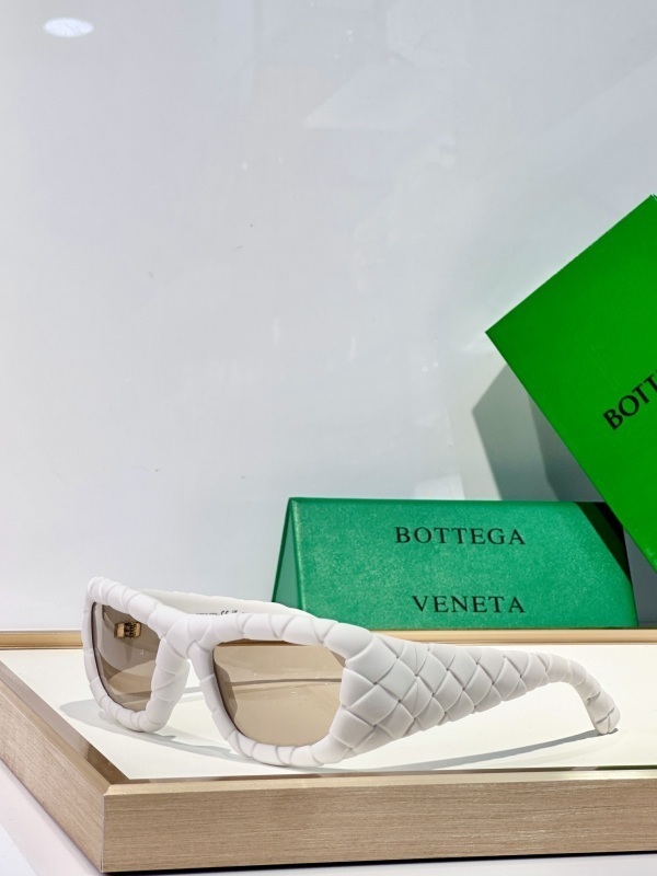 Bottega Veneta glasses -BV 00601D48