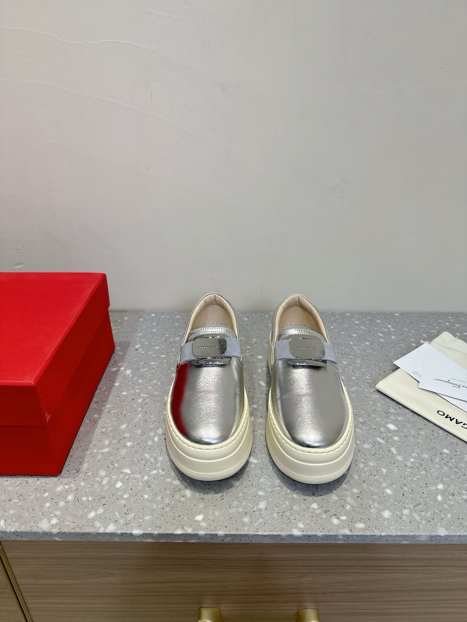 Ferragamo shoes Salvatore Ferragamo shoes size︰eu35-40 321633D(8B6D)