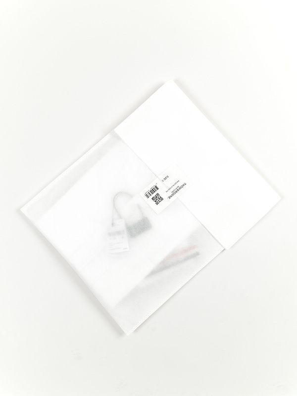 77kg THOM BROWNE 1304971