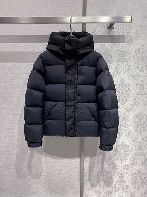 Moncler M0N﹡CLE﹡ COAT 146C