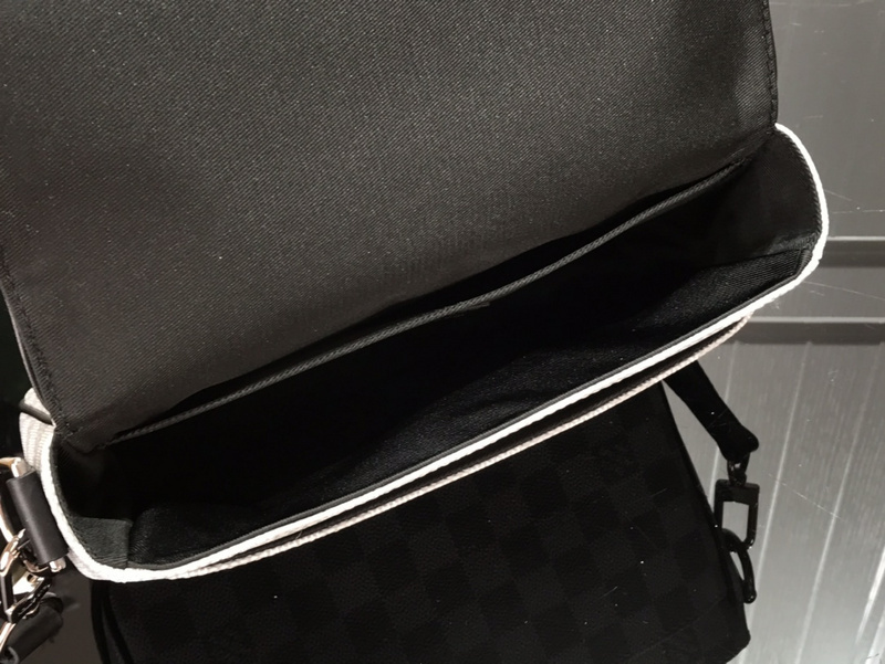 LV STUDIO MESSENGER N50013(D417)