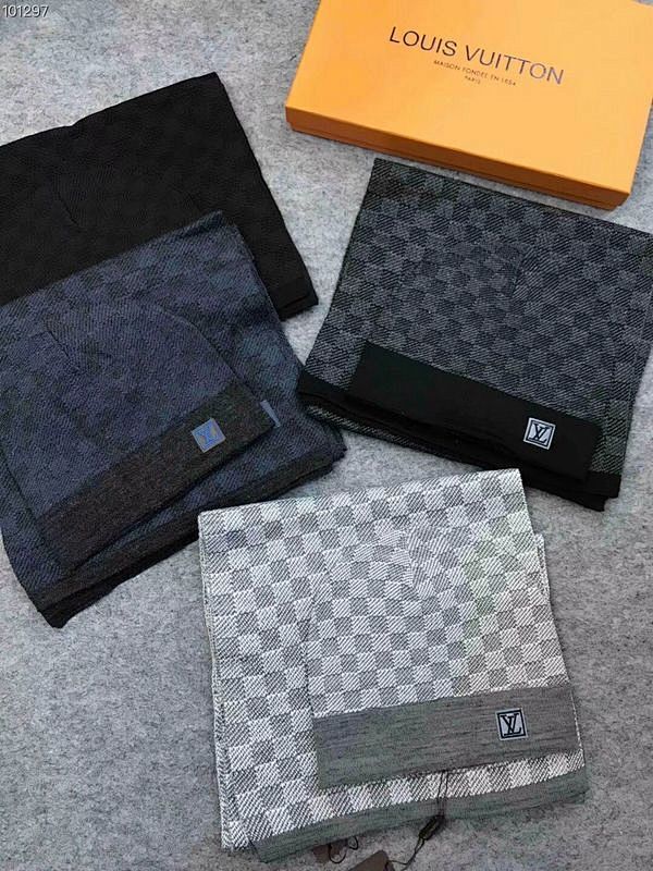 Brand Scarf and Blanket LV Hat and Scarf 81017B86BF