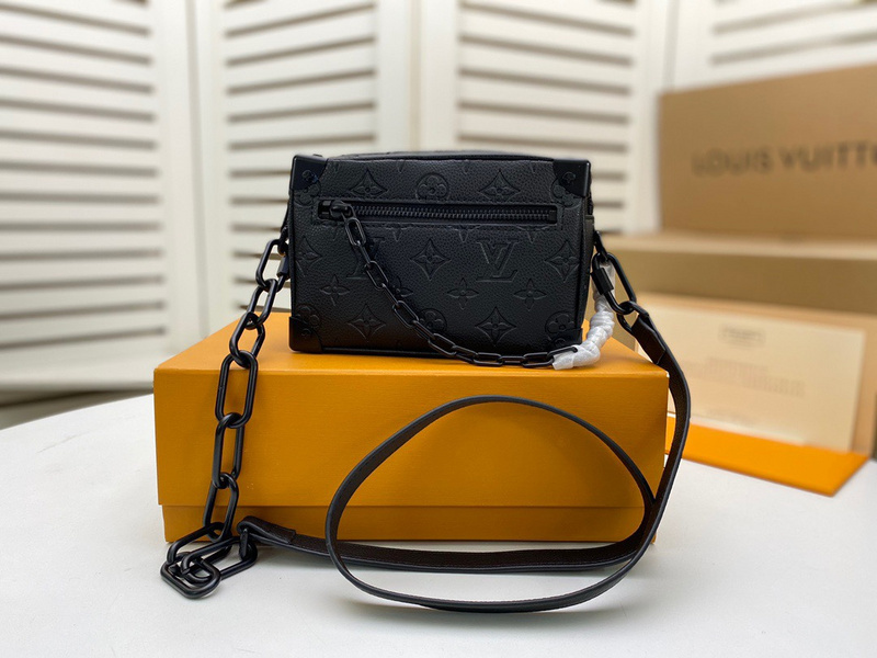 purses LV Mini Soft Trunk M44735A3321