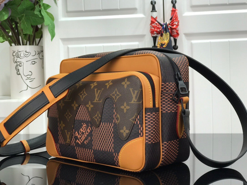 LV Shoulder bag M44757(E7DF)