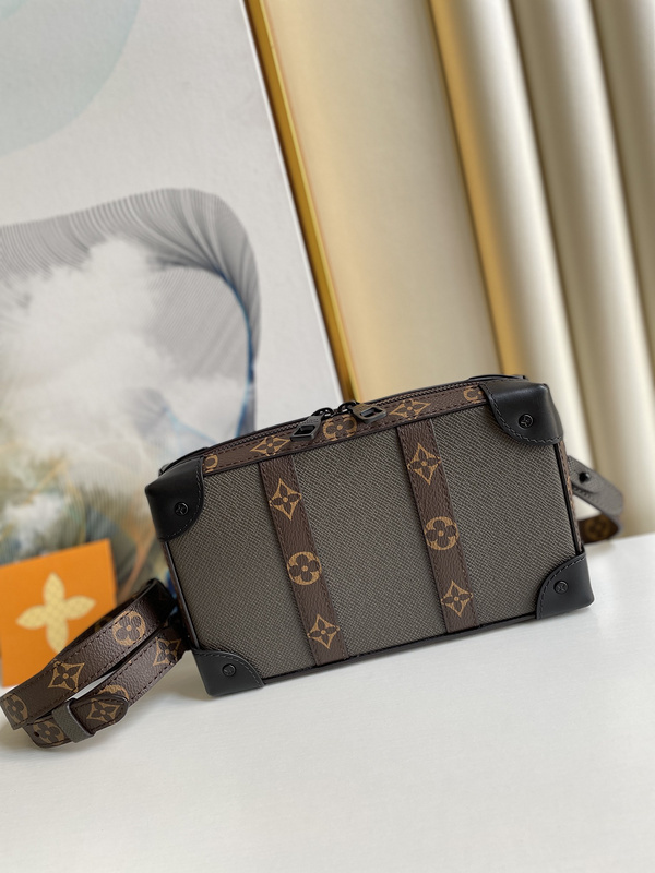 shoulder bag Lv Trunk Wallet shoulder bag LVXNBA SOFT2A97