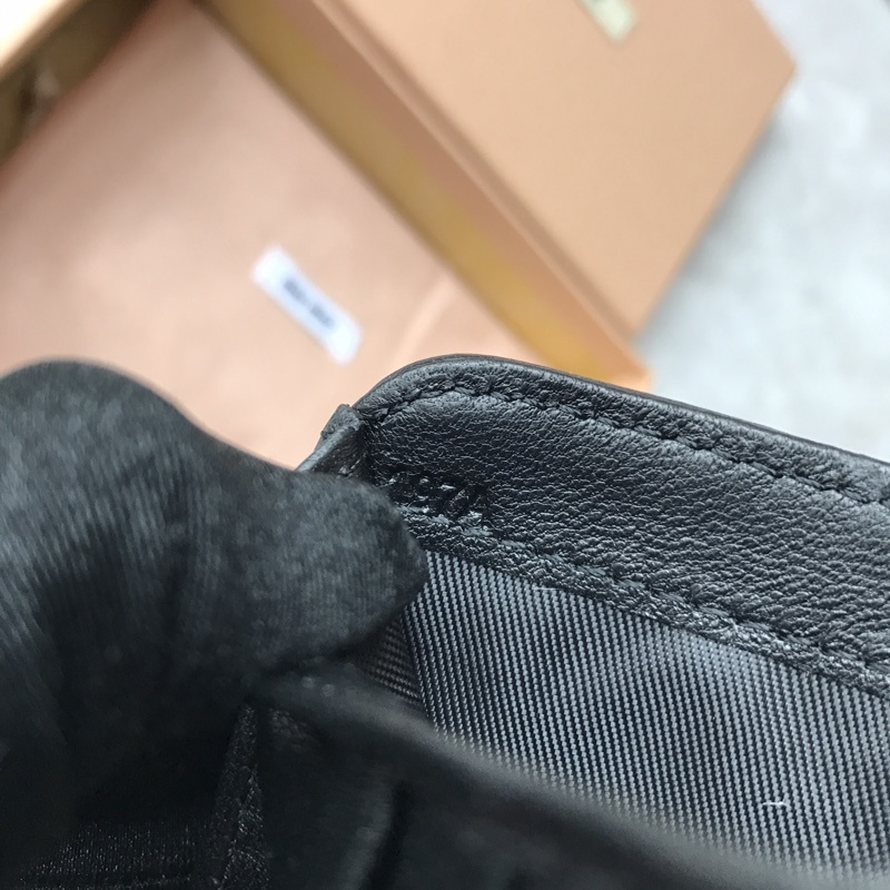 miu miu MIUMIU 5M0522 wallet 715D