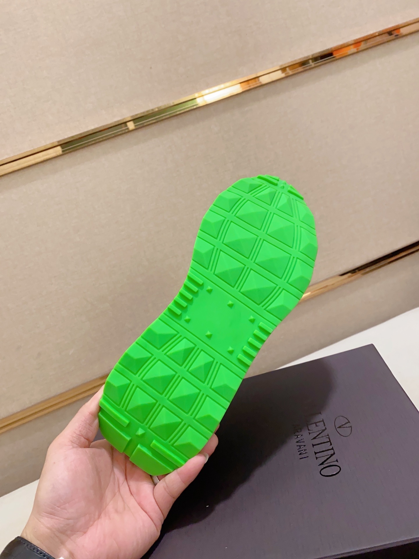 valentino shoes /sneakers-018