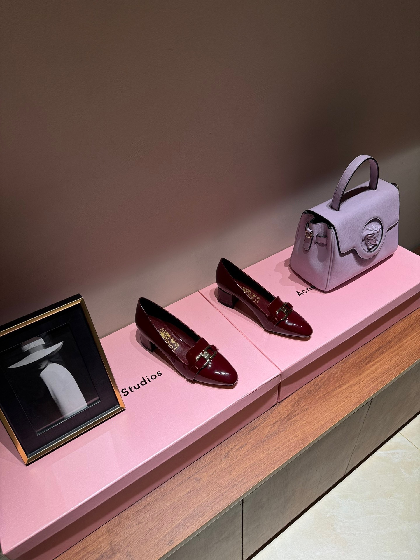 Ferragamo shoes Salvatore Ferragamo shoes size︰eu35-40 321626麦(1627)