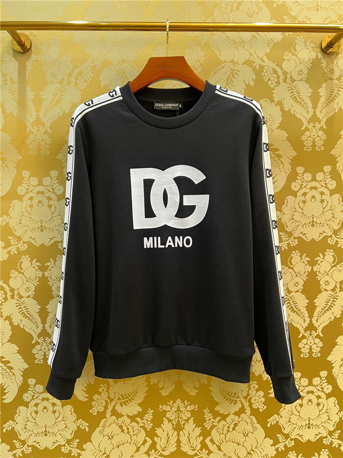 Dolce & Gabbana Clothes D﹡lce & Gabbana Sweater $150 3831