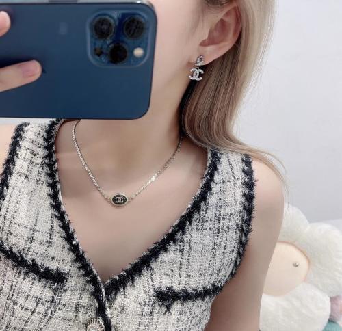 Chanel jewelry -Chanel jewelry -Chanel 0083