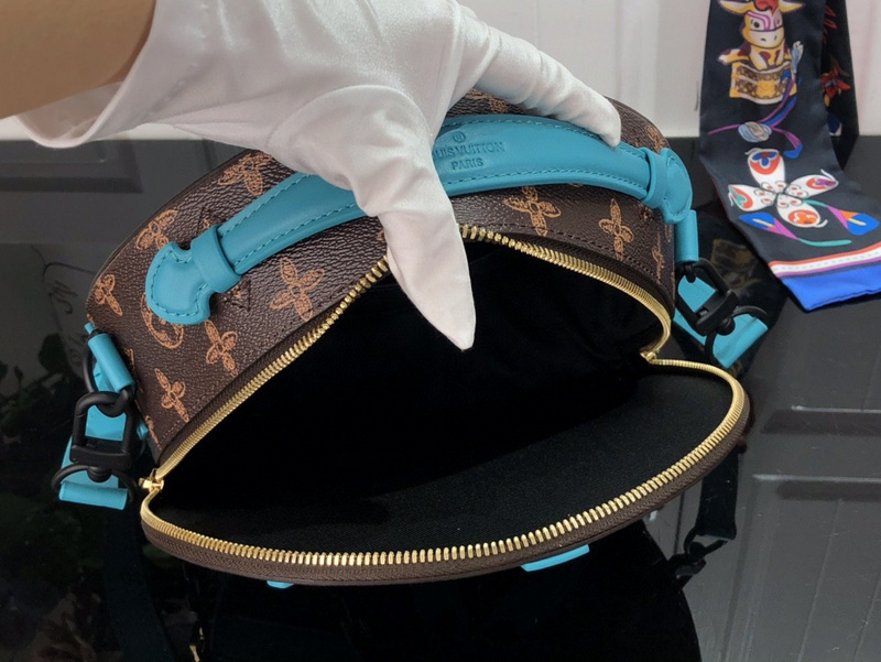 purses LV WHEEL BOX M597060547