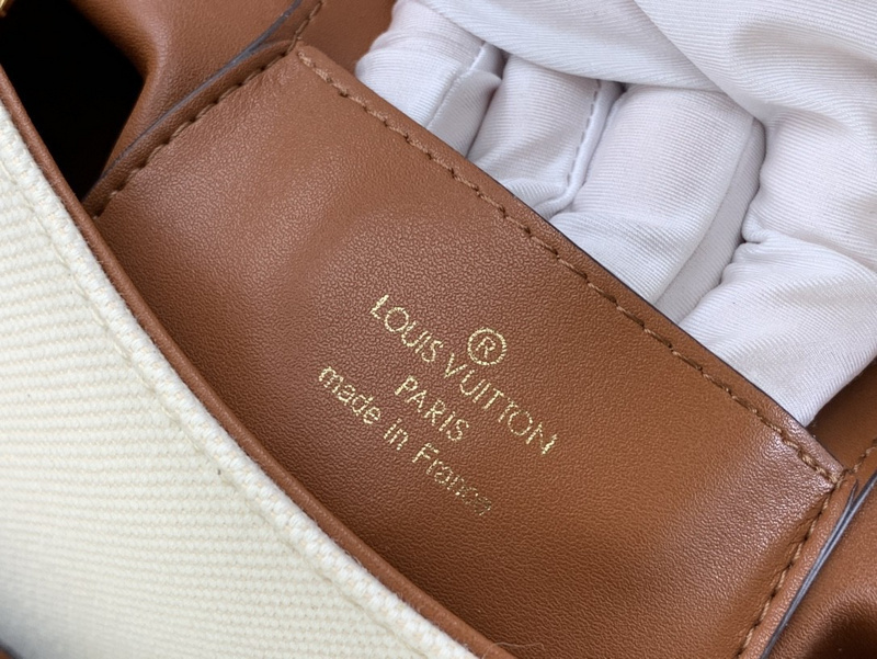 purses LV PONT 9 SOFT MM M5944651F4